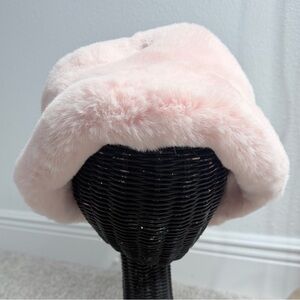 Jayley Collection Faux Fur Bucket Hat – Blush Pink (Small)